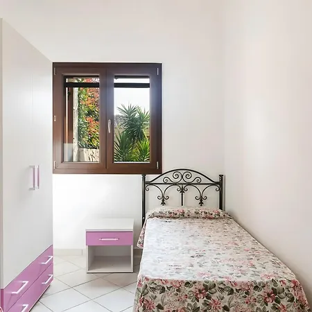 Caposchiera Marongiu Casa vacanze *